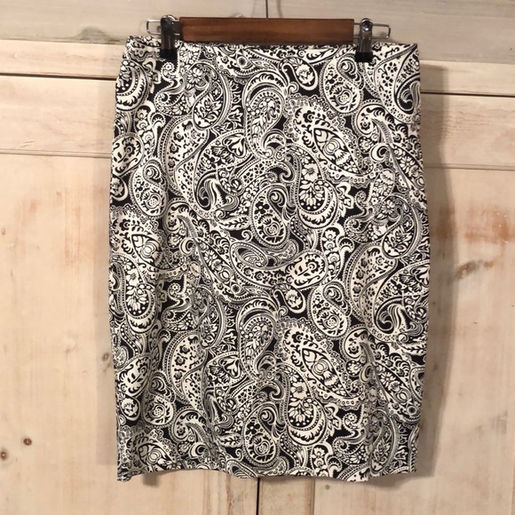 Talbots Dresses & Skirts - 🌺🌼Talbots - Black & White Paisley Skirt